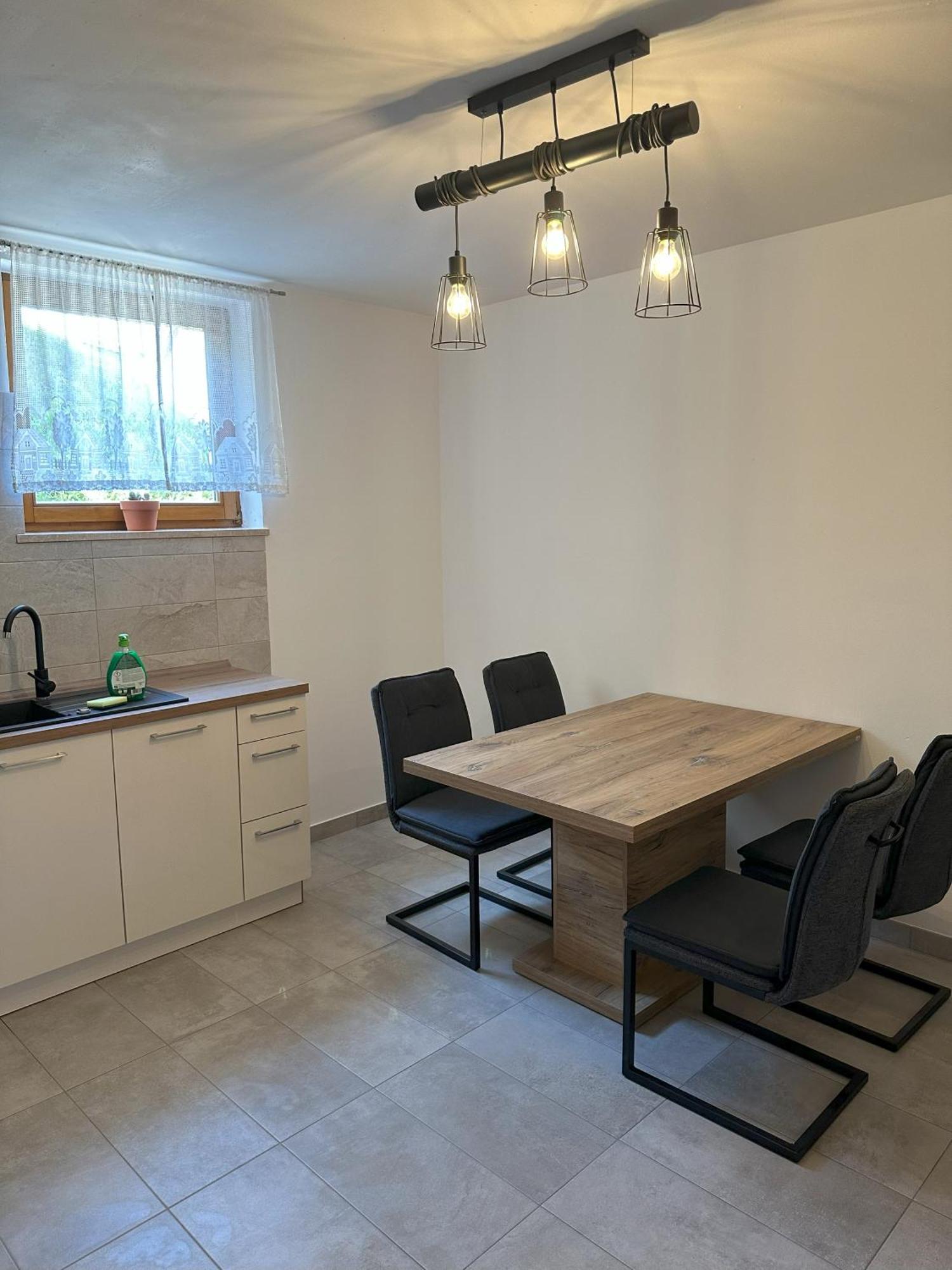 Dobravlje Apartma Anze Samec מראה חיצוני תמונה